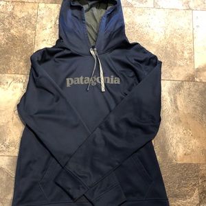Patagonia sweatshirt